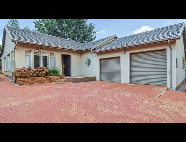 3 BEDROOM HOUSE FOR SALE IN DENNESIG